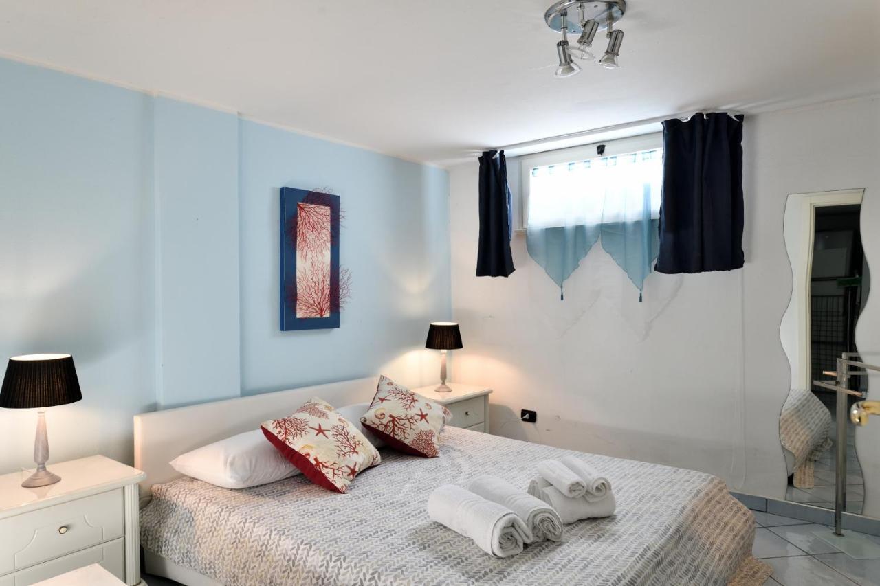 Beach-front Boutique Lido 113 Apartment